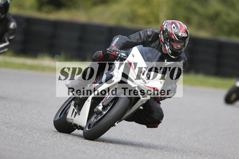 /53 16.09.2025 Track Day Domi Aegerter ADR/Gruppe gruen/49